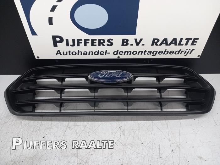 Używane Grill Ford Transit Custom 2.0 TDCi 16V Eco Blue 105 Cena € 60,50 Z VAT oferowane przez Pijffers B.V. Raalte