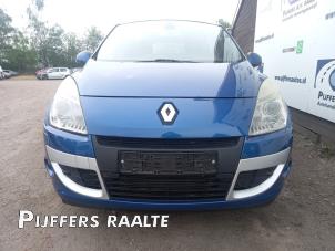 Used Front end, complete Renault Scénic III (JZ) 1.4 16V TCe 130 Price € 1.000,00 Margin scheme offered by Pijffers B.V. Raalte