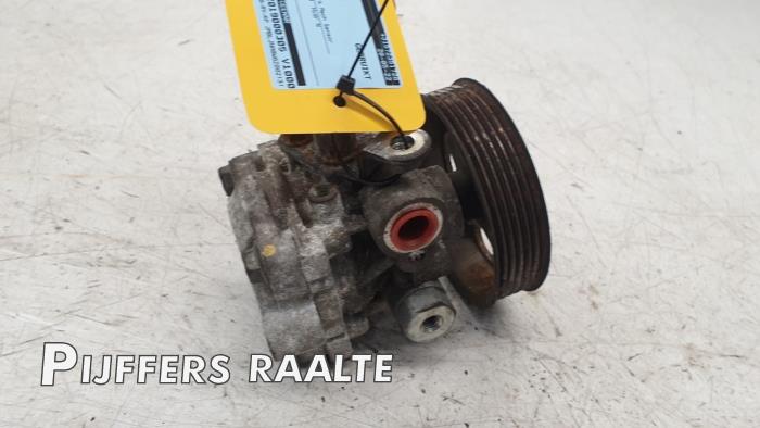 Usagé Pompe de direction Mitsubishi Grandis (NA) 2.0 DI-D 16V Prix € 30,00 Règlement à la marge proposé par Pijffers B.V. Raalte