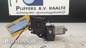 Używane Silnik szyby drzwiowej Mini Mini (R56) 1.6 16V Cooper S Cena € 19,00 Procedura marży oferowane przez Pijffers B.V. Raalte
