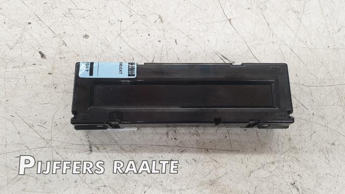 Begagnade Innerdisplay Opel Astra J Sports Tourer (PD8/PE8/PF8) 1.7 CDTi 16V Pris € 40,00 Marginaltabell erbjuds av Pijffers B.V. Raalte
