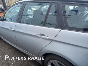 Usados Puerta de 4 puertas izquierda detrás BMW 3 serie Touring (E91) 318i 16V Precio € 199,00 Norma de margen ofrecido por Pijffers B.V. Raalte