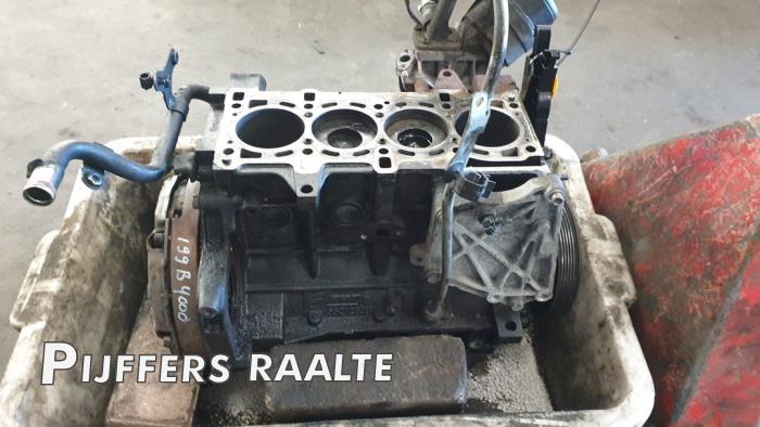 Engine crankcase from a Fiat Punto Evo (199) 1.3 JTD Multijet 85 16V Euro 5 2012