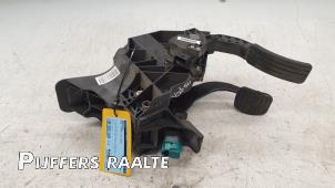 Used Brake pedal Opel Vivaro 1.6 CDTI 90 Price € 90,75 Inclusive VAT offered by Pijffers B.V. Raalte
