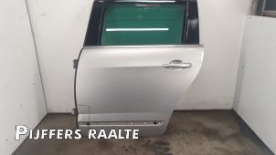 Używane Drzwi lewe tylne wersja 4-drzwiowa Peugeot 5008 I (0A/0E) 2.0 HDiF 16V Cena € 175,00 Procedura marży oferowane przez Pijffers B.V. Raalte