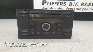 Usados Reproductor de CD y radio Ford Mondeo III 1.8 16V Precio € 75,00 Norma de margen ofrecido por Pijffers B.V. Raalte
