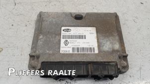Usados Ordenador de caja automática Renault Master III (FD/HD) 2.5 dCi 16V Precio € 175,00 Norma de margen ofrecido por Pijffers B.V. Raalte