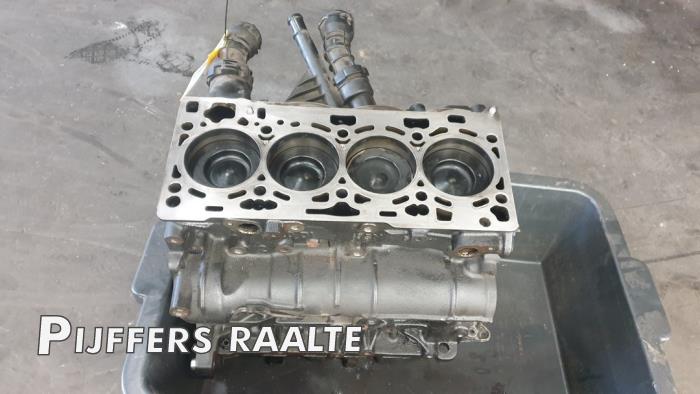 Used Engine crankcase Volkswagen Golf VII (AUA) 2.0 GTD 16V Price € 500,00 Margin scheme offered by Pijffers B.V. Raalte
