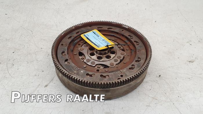 Used Flywheel Volkswagen Passat (3G2) 2.0 TDI BiTurbo 16V 4Motion Price € 150,00 Margin scheme offered by Pijffers B.V. Raalte