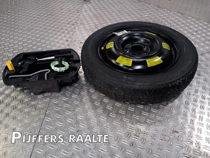 Kit Roue De Secours 16 Pour Peugeot 208 (2019) - Avec Cric, Clé, Gants Et Sac De Rangement - 4