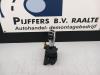 Gear stick from a BMW 5 serie Touring (F11) 520d 16V 2012