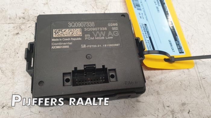 Usados Módulo Gateway Audi RS 3 Sportback (8VA/8VF) 2.5 TFSI 20V Quattro Precio € 50,00 Norma de margen ofrecido por Pijffers B.V. Raalte