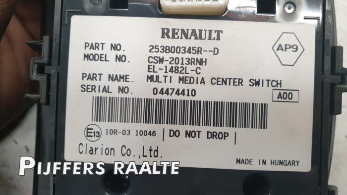 Navigation Bedienfeld van een Renault Scénic III (JZ) 1.2 16V TCe 130 2013
