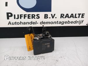 Używane Pompa ABS Volvo XC60 I (DZ) 2.4 D5 20V 205 AWD Cena € 95,00 Procedura marży oferowane przez Pijffers B.V. Raalte