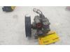 Power steering pump from a Ford Transit Connect, 2002 / 2013 1.8 TDCi 75, Delivery, Diesel, 1.753cc, 55kW (75pk), FWD, R2PA; EURO4, 2006-10 / 2013-12 2010