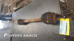 Used Front drive shaft, right Opel Movano Combi 2.2 DTI Price € 70,00 Margin scheme offered by Pijffers B.V. Raalte