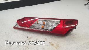 Begagnade Baklykta, vänster Ford Transit Connect (PJ2) 1.5 TDCi Pris € 60,50 Inklusive moms erbjuds av Pijffers B.V. Raalte