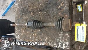 Used Front drive shaft, right Opel Combo 1.6 CDTI 16V Price € 100,00 Margin scheme offered by Pijffers B.V. Raalte
