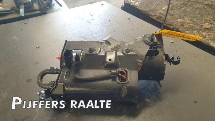 Usagé Filtre carburant Volkswagen Transporter T5 2.0 TDI BlueMotion Prix € 48,40 Prix TTC proposé par Pijffers B.V. Raalte