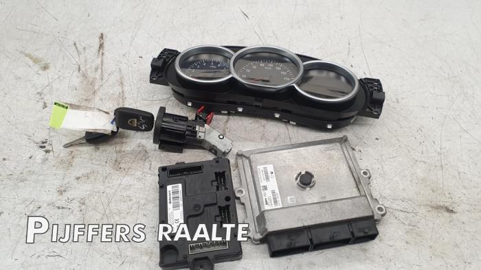 Used Engine management computer Dacia Logan MCV II/III/Sandero Wagon 0.9 TCE 12V LPG Price € 199,00 Margin scheme offered by Pijffers B.V. Raalte