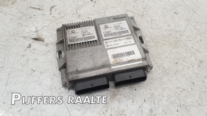 Usados Módulo GLP Dacia Logan MCV II/III/Sandero Wagon 0.9 TCE 12V LPG Precio € 50,00 Norma de margen ofrecido por Pijffers B.V. Raalte