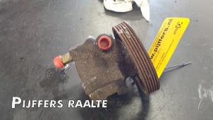 Used Power steering pump Opel Movano (4A1; 4A2; 4B2; 4B3; 4C2; 4C3) 1.9 DTI Price € 35,00 Margin scheme offered by Pijffers B.V. Raalte