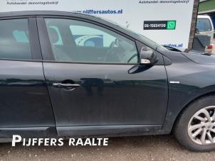 Used Front door 4-door, right Renault Megane III Berline (BZ) 1.5 dCi 110 Price € 200,00 Margin scheme offered by Pijffers B.V. Raalte