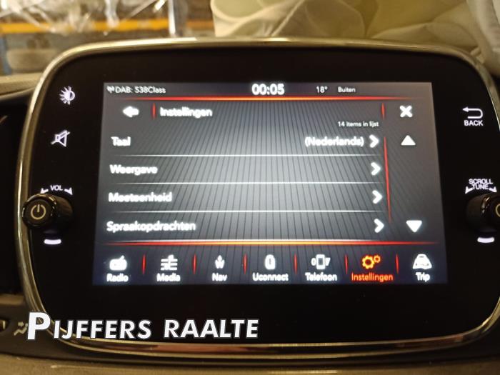 Navigation system from a Fiat 500 (312) 0.9 TwinAir 80 2017