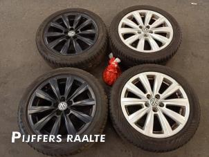 Usagé Jeu de jantes sport + pneus Volkswagen Polo V (6R) 1.2 TSI Prix € 350,00 Règlement à la marge proposé par Pijffers B.V. Raalte