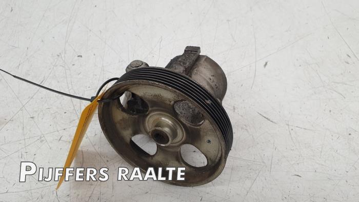 Usagé Pompe de direction Peugeot Bipper (AA) 1.4 Prix € 50,00 Règlement à la marge proposé par Pijffers B.V. Raalte