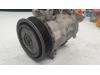 Air conditioning pump from a Peugeot 3008 I (0U/HU) 1.6 16V THP 155 2013