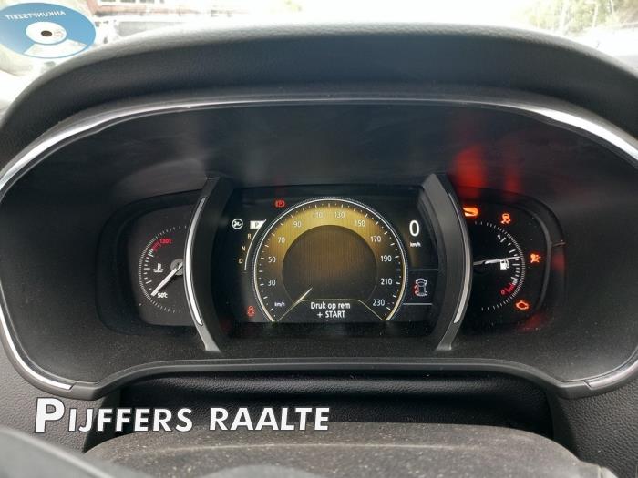 Odometer KM from a Renault Megane IV Estate (RFBK) 1.5 Energy dCi 110 2016