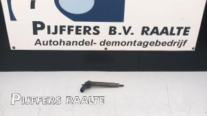 Usagé Injecteur (diesel) Mercedes Sprinter 3,5t (906.13/906.23) 418 CDI V6 24V Prix € 119,79 Prix TTC proposé par Pijffers B.V. Raalte