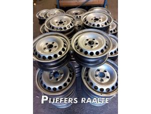 Used Set of wheels Volkswagen Crafter (SY) 2.0 TDI Price € 900,00 Margin scheme offered by Pijffers B.V. Raalte