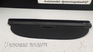 Usados Lona maletero Renault Megane III Grandtour (KZ) 1.2 16V TCE 130 Precio € 120,00 Norma de margen ofrecido por Pijffers B.V. Raalte