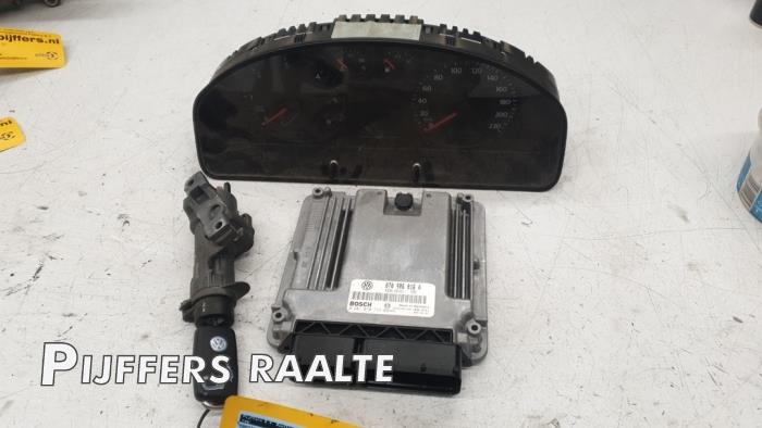 Used Engine management computer Volkswagen Transporter T5 2.5 TDi Price € 240,79 Inclusive VAT offered by Pijffers B.V. Raalte
