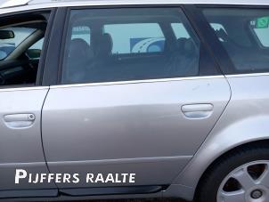 Używane Drzwi lewe tylne wersja 4-drzwiowa Audi S6 Avant (C5) 4.2 V8 40V Cena € 200,00 Procedura marży oferowane przez Pijffers B.V. Raalte