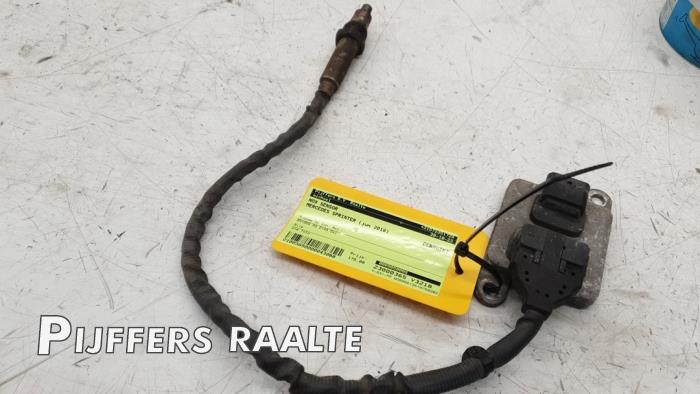 Begagnade NOx-sensor Mercedes Sprinter 3,5t (906.13/906.23) 314 CDI 16V Pris € 211,75 Inklusive moms erbjuds av Pijffers B.V. Raalte