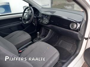 Używane Zestaw + Modul poduszki powietrznej Volkswagen Up! (121) 1.0 12V 60 Cena € 699,00 Procedura marży oferowane przez Pijffers B.V. Raalte