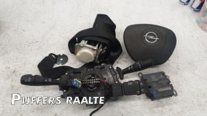 Used Airbag set + module Opel Vivaro 1.6 CDTI 90 Price € 423,50 Inclusive VAT offered by Pijffers B.V. Raalte