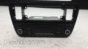 Used Radio CD player Volkswagen Up! (121) 1.0 12V 60 Price € 70,00 Margin scheme offered by Pijffers B.V. Raalte