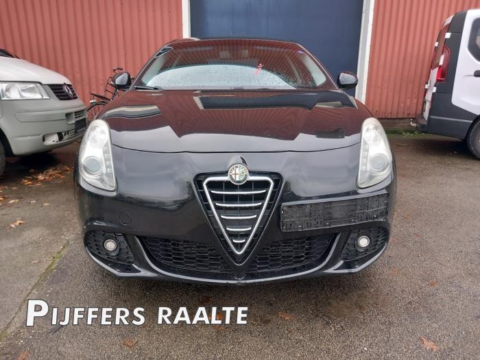 Bloc avant complète d'un Alfa Romeo Giulietta (940) 1.6 JTDm 16V 2011