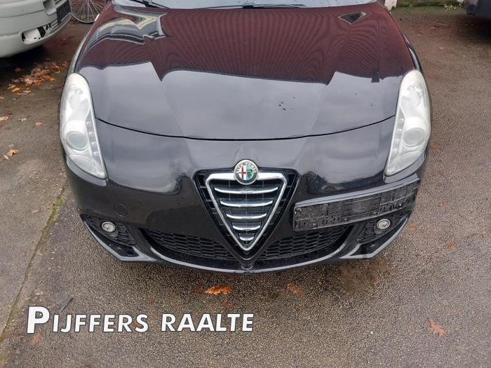 Przód kompletny z Alfa Romeo Giulietta (940) 1.6 JTDm 16V 2011