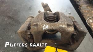 Used Rear brake calliper, left Renault Master IV (FV) 2.3 dCi 125 16V FWD Price € 90,75 Inclusive VAT offered by Pijffers B.V. Raalte