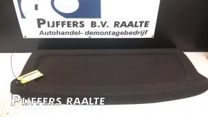 Usados Repisa trasera Volkswagen Golf VIII (CD1) 2.0 TDI BlueMotion 16V Precio € 121,00 IVA incluido ofrecido por Pijffers B.V. Raalte