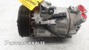 Usados Bomba de aire acondicionado Renault Captur (2R) 1.2 TCE 16V EDC Precio € 72,60 IVA incluido ofrecido por Pijffers B.V. Raalte
