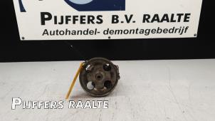 Usados Bomba de dirección asistida Fiat Scudo (270) 1.6 D Multijet DPF Precio € 60,50 IVA incluido ofrecido por Pijffers B.V. Raalte