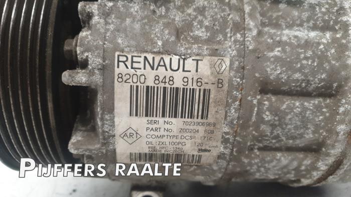 Compresseur de clim d'un Renault Master IV (FV) 2.3 dCi 125 16V FWD 2017