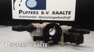 Usados Interruptor combinado columna de dirección Renault Master IV (FV) 2.3 dCi 125 16V FWD Precio € 145,20 IVA incluido ofrecido por Pijffers B.V. Raalte