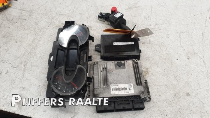 Komputer sterowania silnika z Renault Trafic (1FL/2FL/3FL/4FL) 1.6 dCi 95 2018